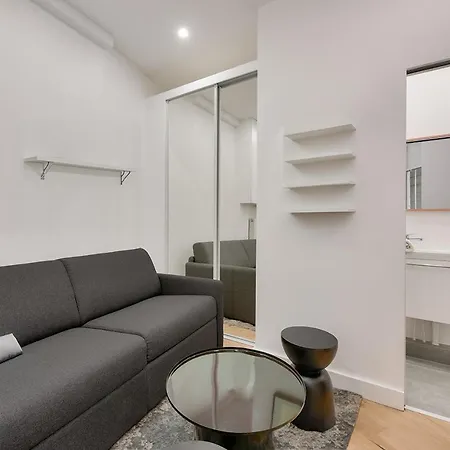 아파트 Urbanflat 165 - Boetie - Champs Elysees 파리