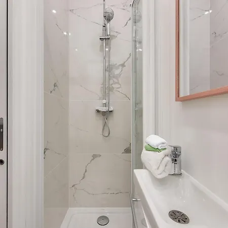 Urbanflat 165 - Boetie - Champs Elysees *