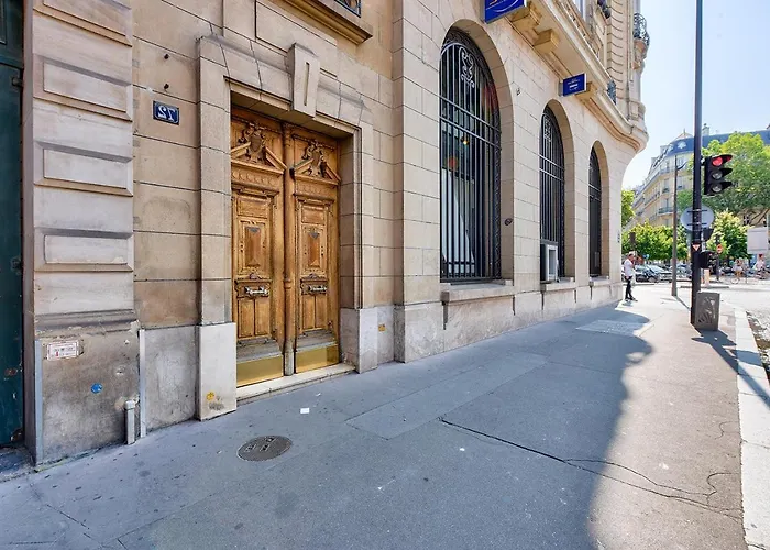 Апартаменты Urbanflat 165 - Boetie - Champs Elysees *